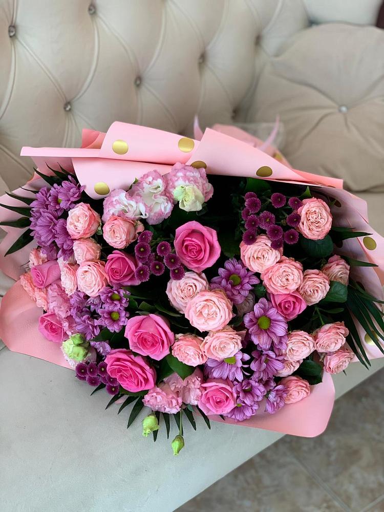 Букет цветов из: Хризантемы, Розы и Лизиантусы в Татариново