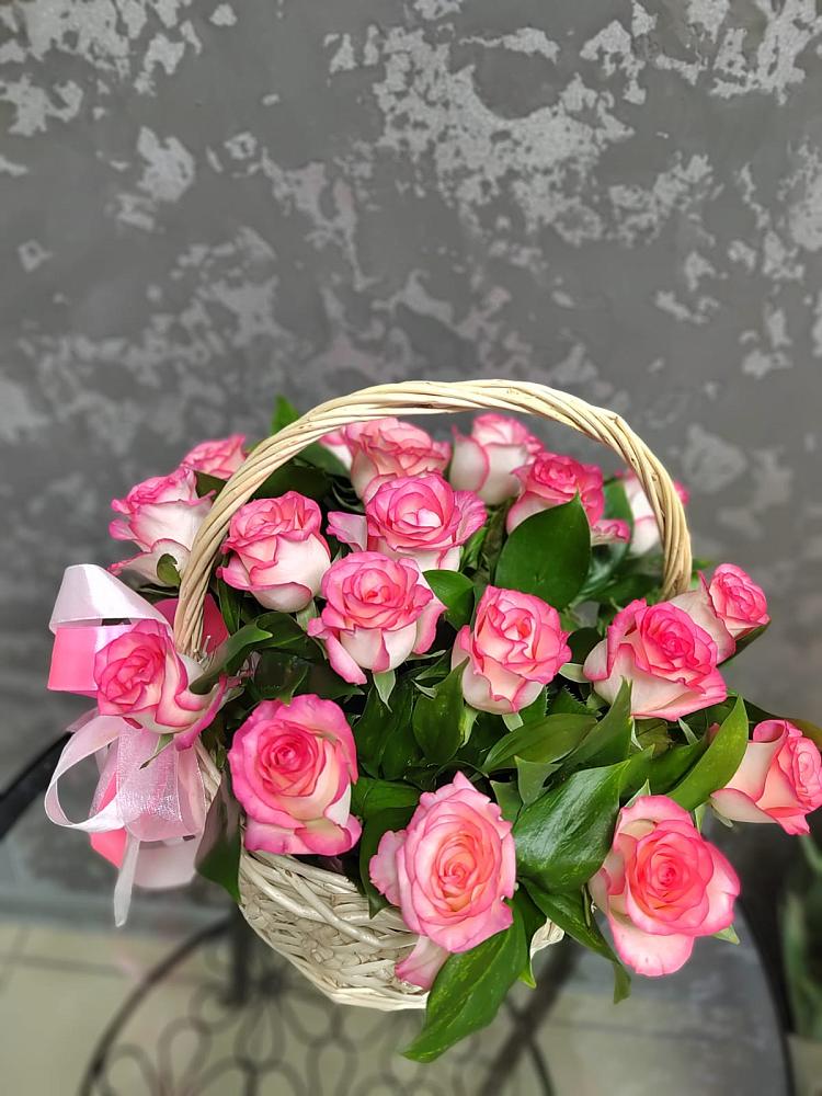 Цветочная композиция из Розы в корзине в Татариново