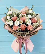 Букет цветов из:  Розы, Альстромерии и Лизиантусы в Татариново