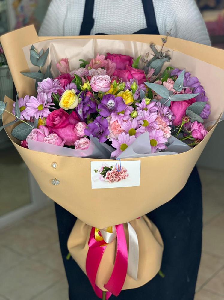 Букет цветов из: Хризантемы, Гвоздики и Альстромерии в Татариново