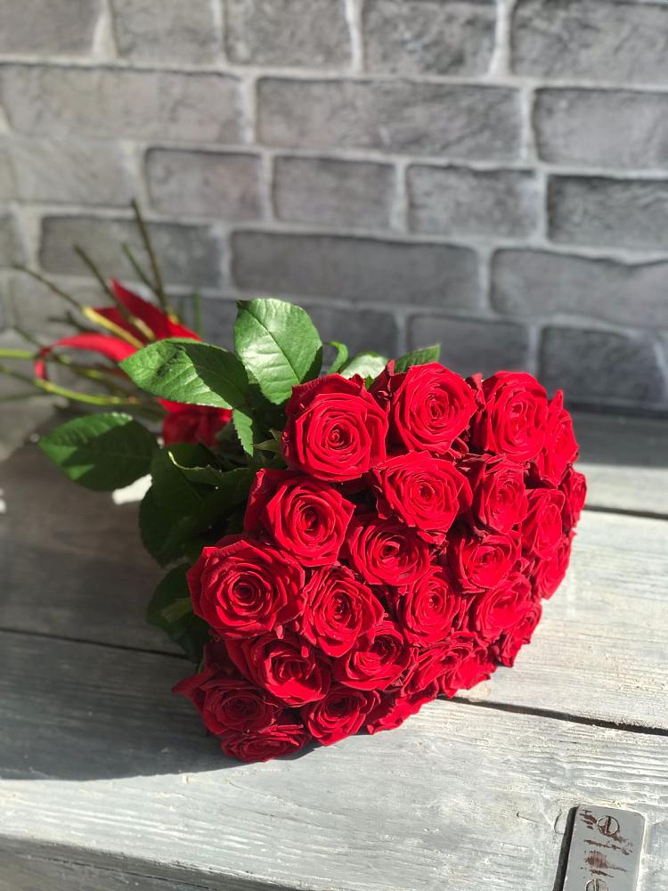 Букет Красные розы Фридом в Татариново