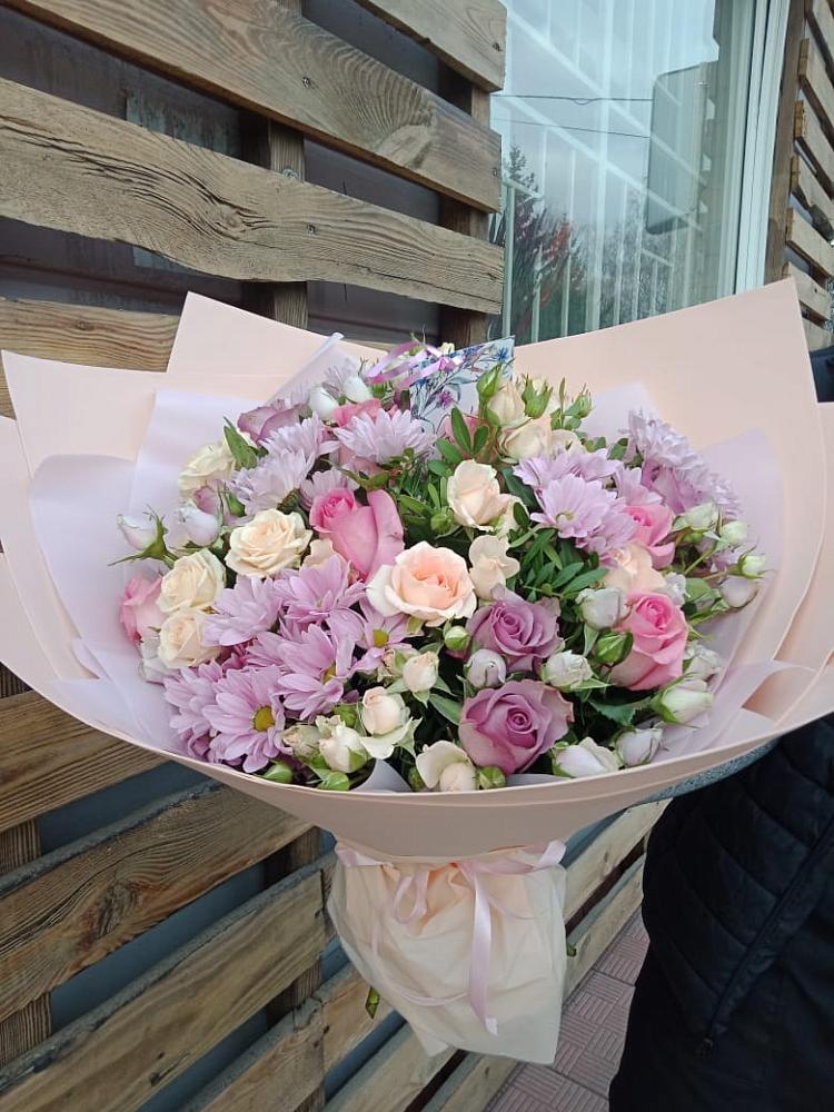 Букет цветов из: Розы и Хризантемы в Татариново