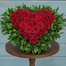 Цветочная композиция из Розы в виде сердца в Татариново