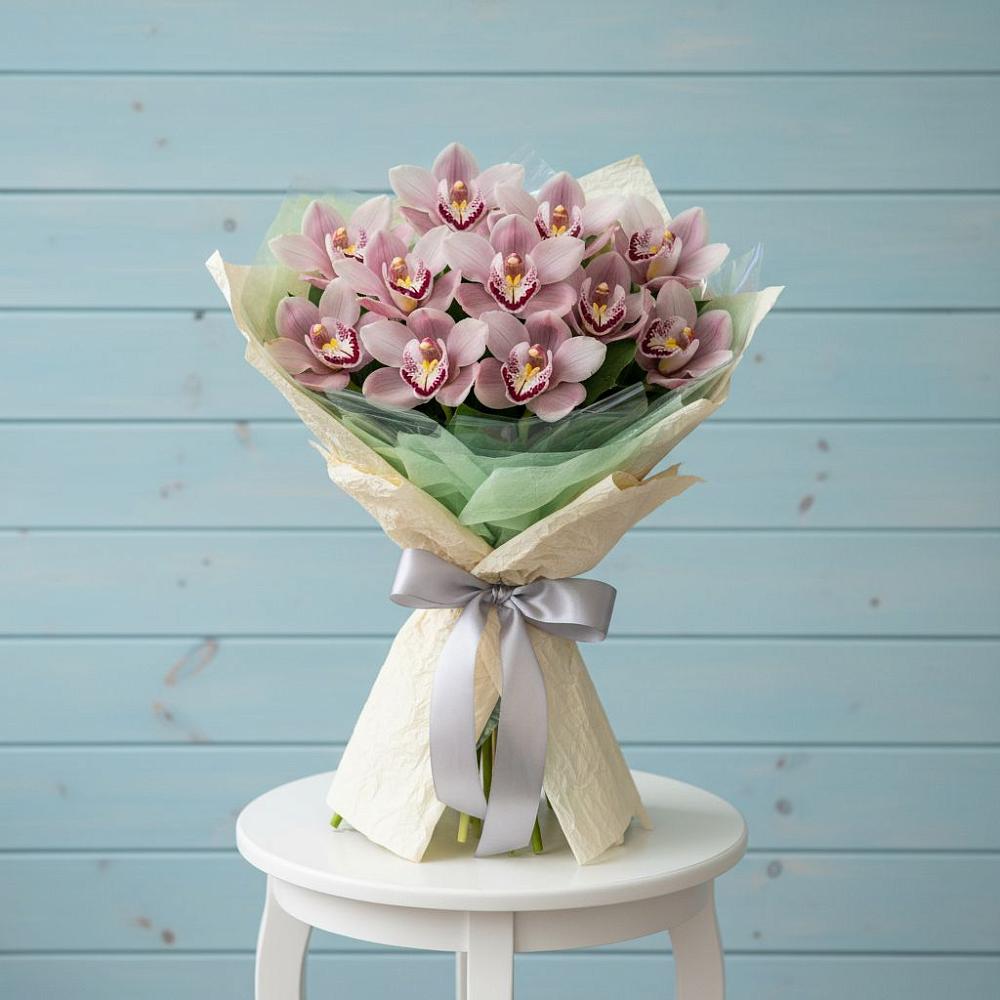 Букет цветов из: Орхидеи и Розы в Татариново