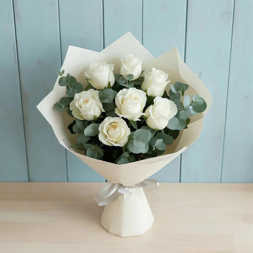 Букет Белые розы в Эвкалипте в Татариново
