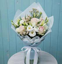 Букет цветов из:  Розы и Лизиантусы в Татариново
