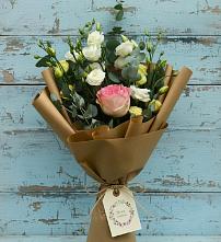 Букет цветов из:  Розы и Лизиантусы в Татариново