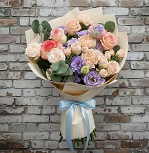 Букет цветов из:  Розы, Лизиантусы и Гвоздики #REPLACE_PRED# Татариново