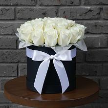 Цветочная композиция из Розы в шляпной коробке в Татариново